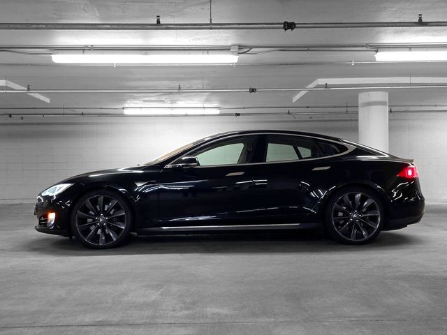 2015 Tesla Model S 85D