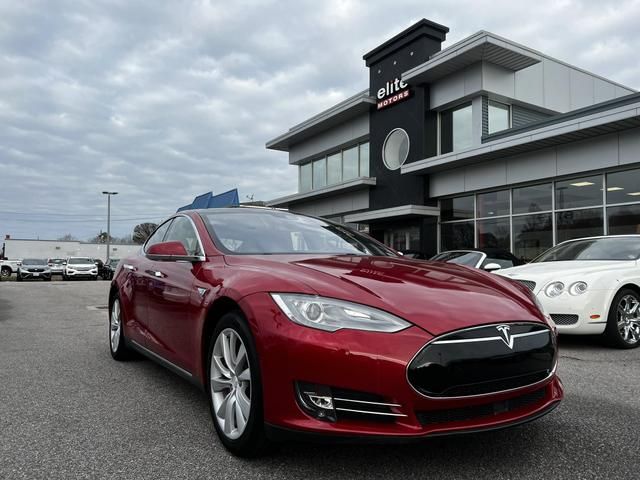 2015 Tesla Model S 85D