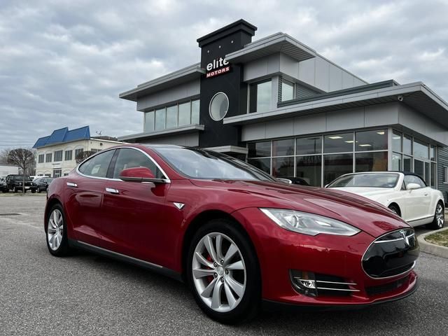 2015 Tesla Model S 85D