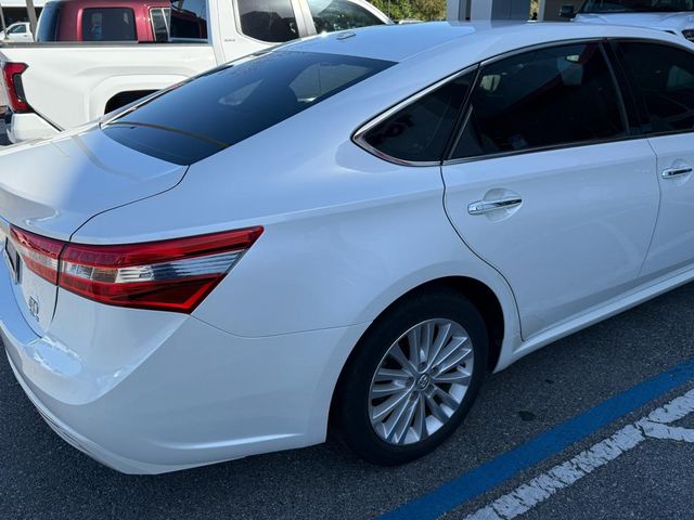 2015 Toyota Avalon Hybrid 