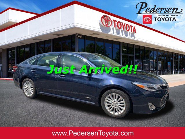 2015 Toyota Avalon Hybrid XLE Touring