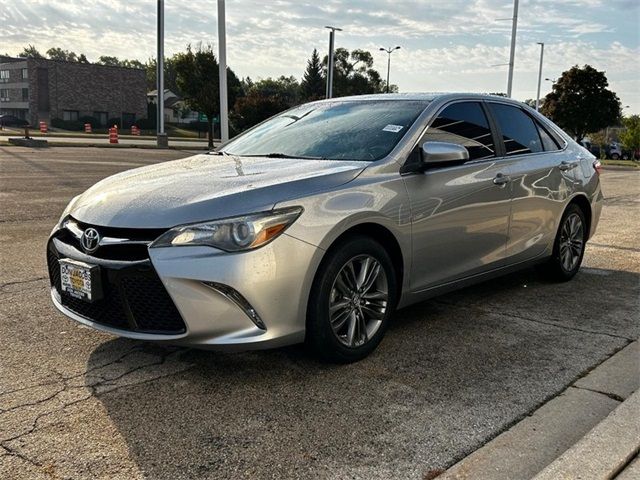 2015 Toyota Camry SE