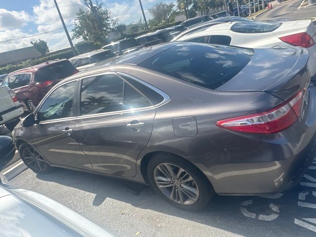 2015 Toyota Camry SE