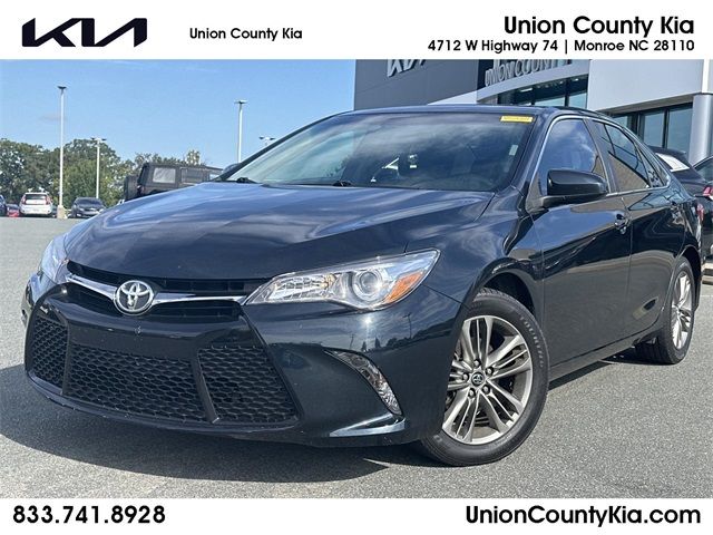 2015 Toyota Camry SE