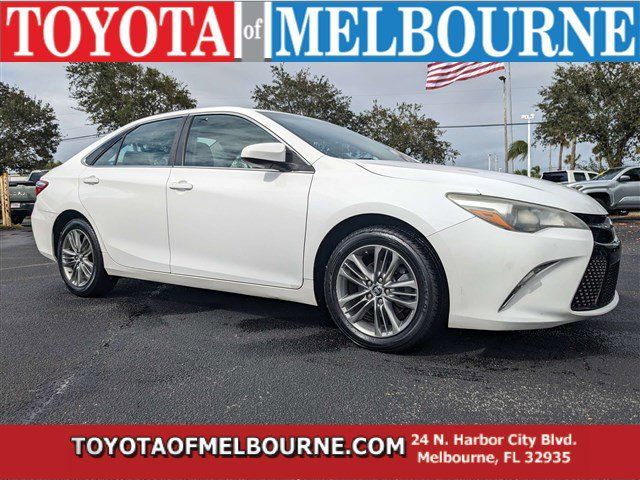 2015 Toyota Camry SE