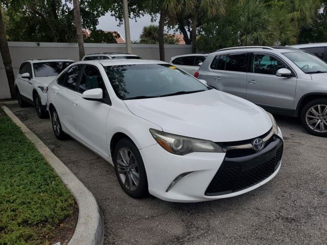 2015 Toyota Camry SE