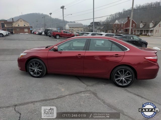 2015 Toyota Camry XSE