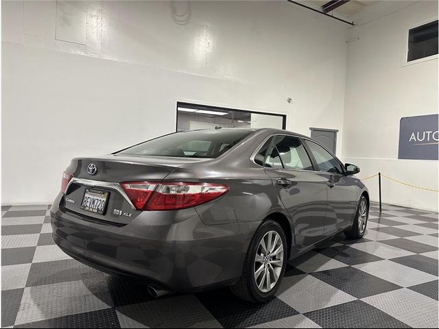 2015 Toyota Camry Hybrid XLE