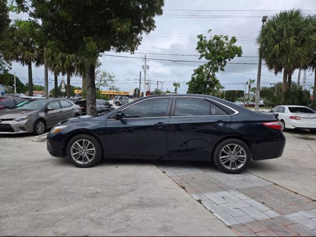 2015 Toyota Camry SE