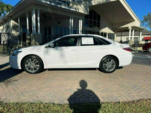 2015 Toyota Camry SE