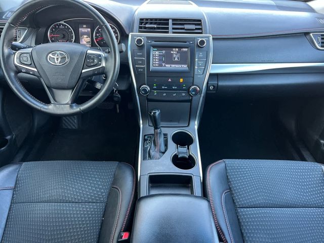 2015 Toyota Camry SE