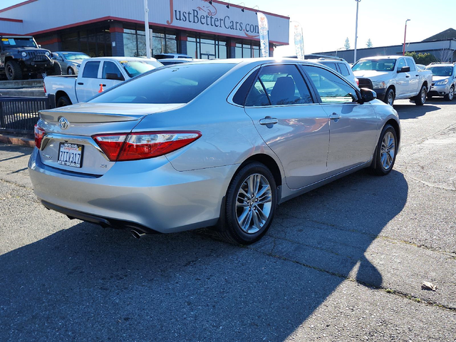 2015 Toyota Camry SE