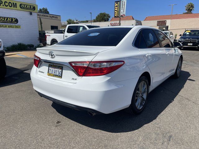 2015 Toyota Camry SE