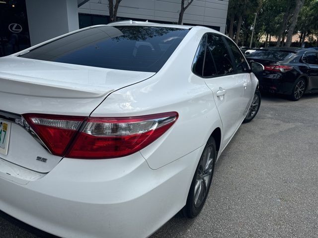 2015 Toyota Camry SE