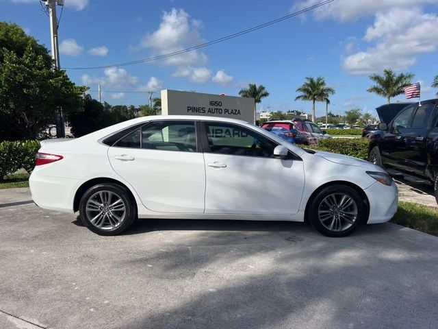 2015 Toyota Camry SE