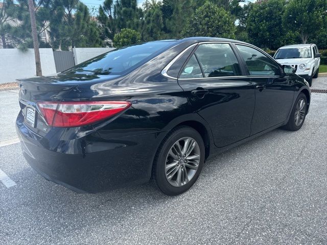 2015 Toyota Camry SE