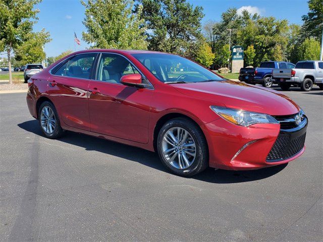 2015 Toyota Camry SE