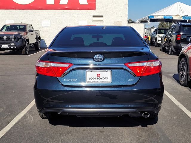 2015 Toyota Camry SE