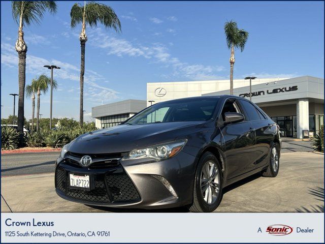 2015 Toyota Camry SE