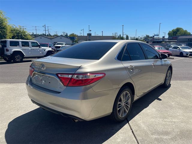 2015 Toyota Camry SE