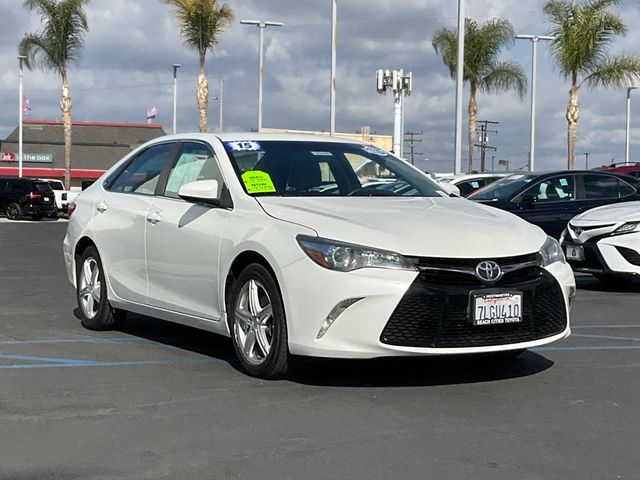 2015 Toyota Camry SE