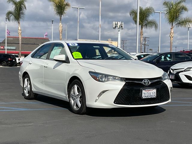 2015 Toyota Camry SE