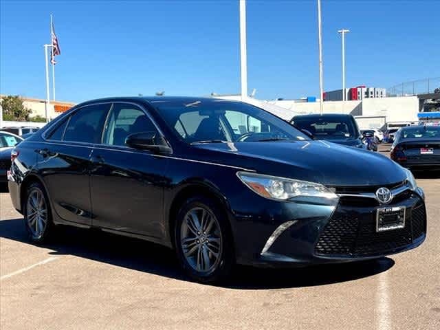 2015 Toyota Camry SE