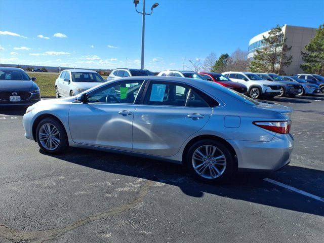 2015 Toyota Camry SE