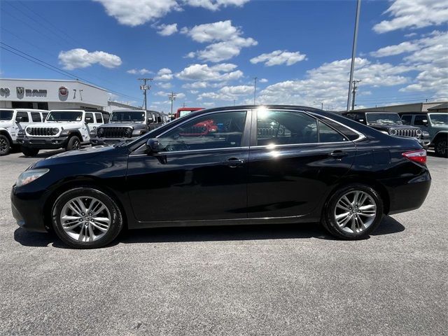 2015 Toyota Camry SE