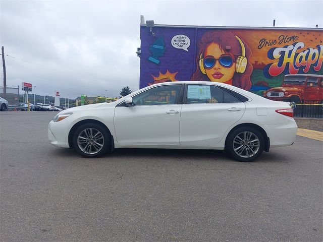 2015 Toyota Camry SE