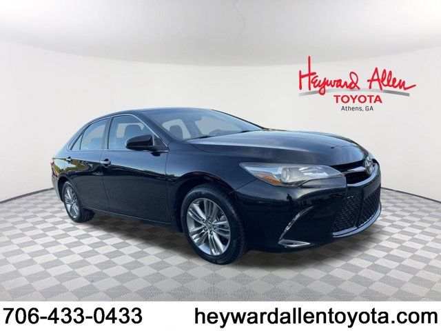 2015 Toyota Camry SE