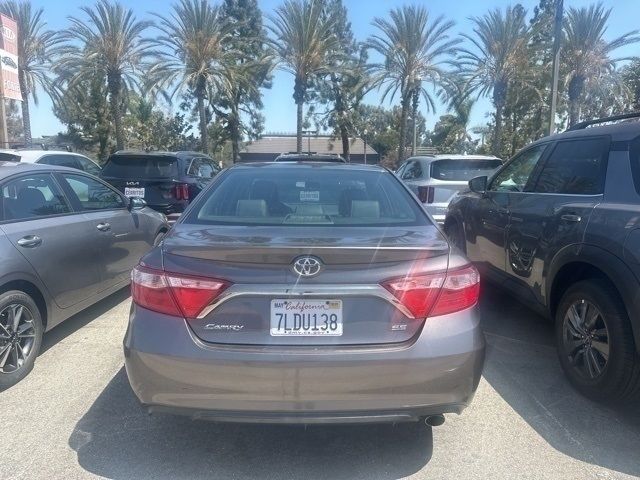 2015 Toyota Camry SE