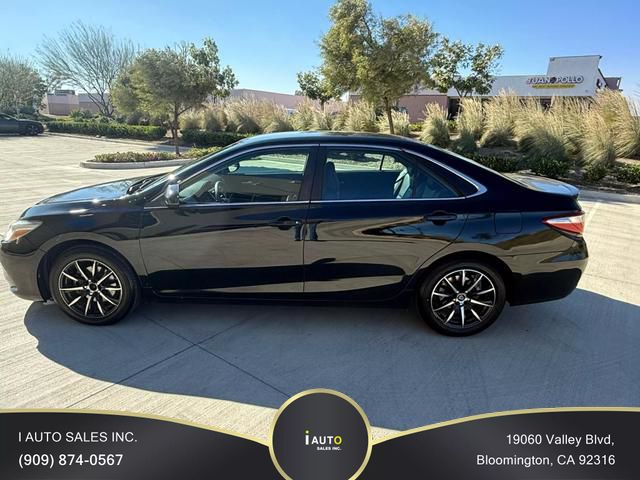 2015 Toyota Camry SE