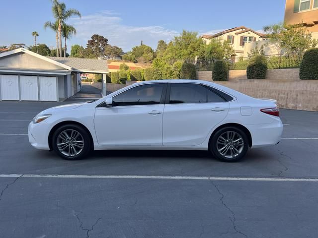 2015 Toyota Camry SE