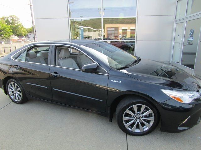 2015 Toyota Camry Hybrid XLE