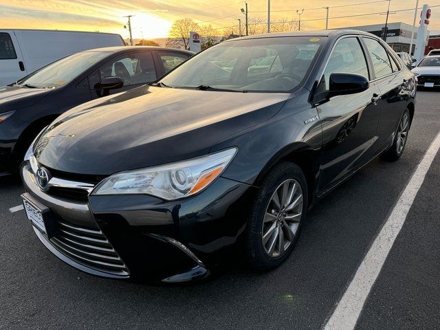 2015 Toyota Camry Hybrid XLE