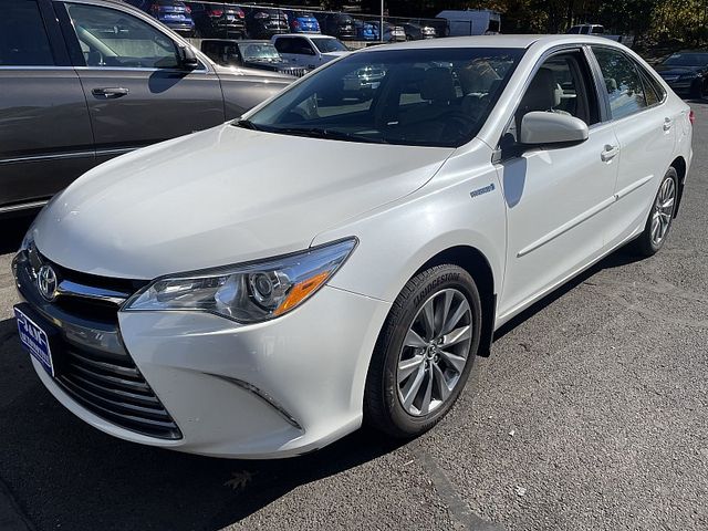 2015 Toyota Camry Hybrid XLE