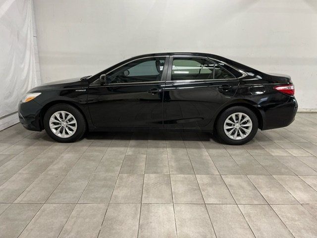 2015 Toyota Camry Hybrid 