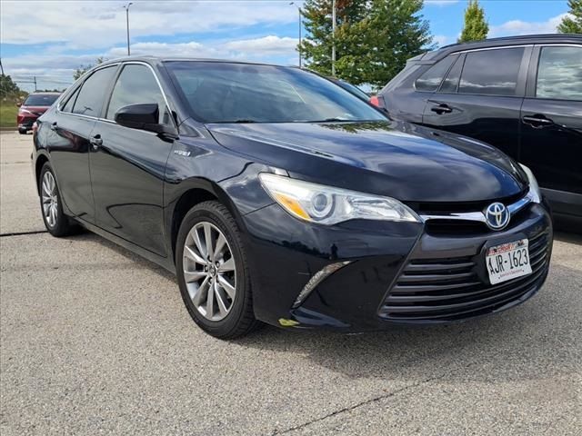 2015 Toyota Camry Hybrid SE