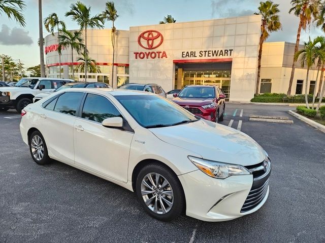 2015 Toyota Camry Hybrid XLE