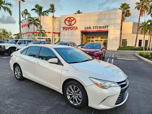 2015 Toyota Camry Hybrid XLE