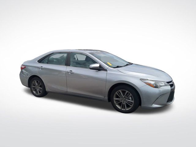 2015 Toyota Camry Hybrid XLE