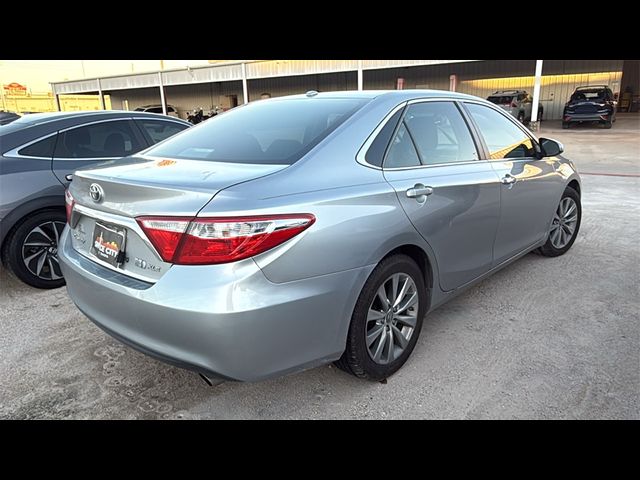 2015 Toyota Camry Hybrid 