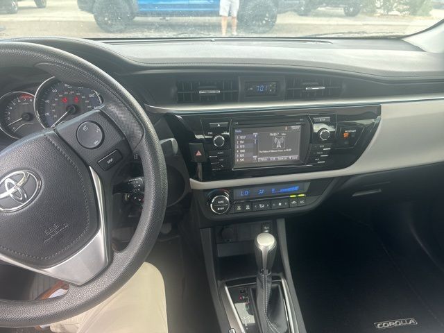 2015 Toyota Corolla LE