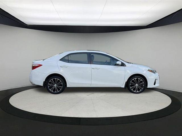 2015 Toyota Corolla S Plus