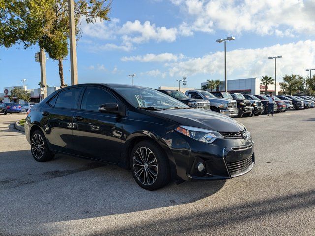 2015 Toyota Corolla S Plus