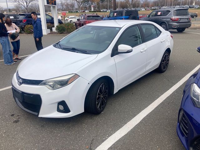 2015 Toyota Corolla S Plus