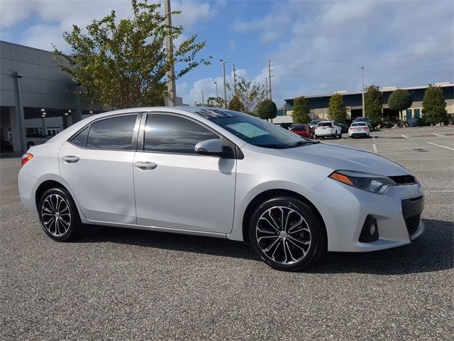 2015 Toyota Corolla S Plus