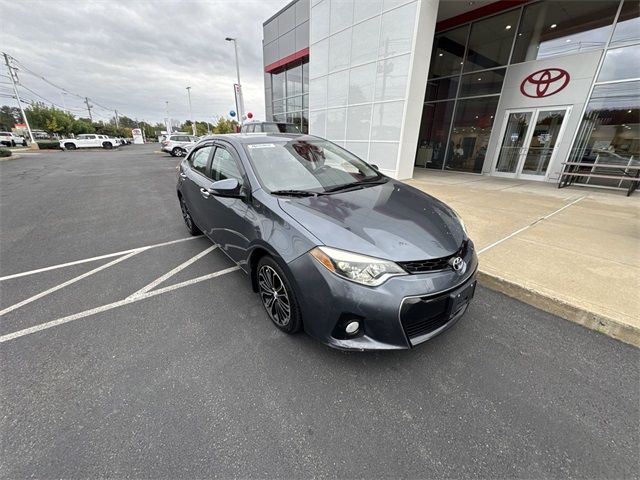 2015 Toyota Corolla S Plus