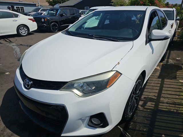 2015 Toyota Corolla LE Plus